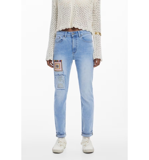 Dámské jeans DESIGUAL 25SWDD77 5007 DENIM SEE YOU 5007 BLUE - DESIGUAL - 25SWDD77 5007 DENIM SEE YOU